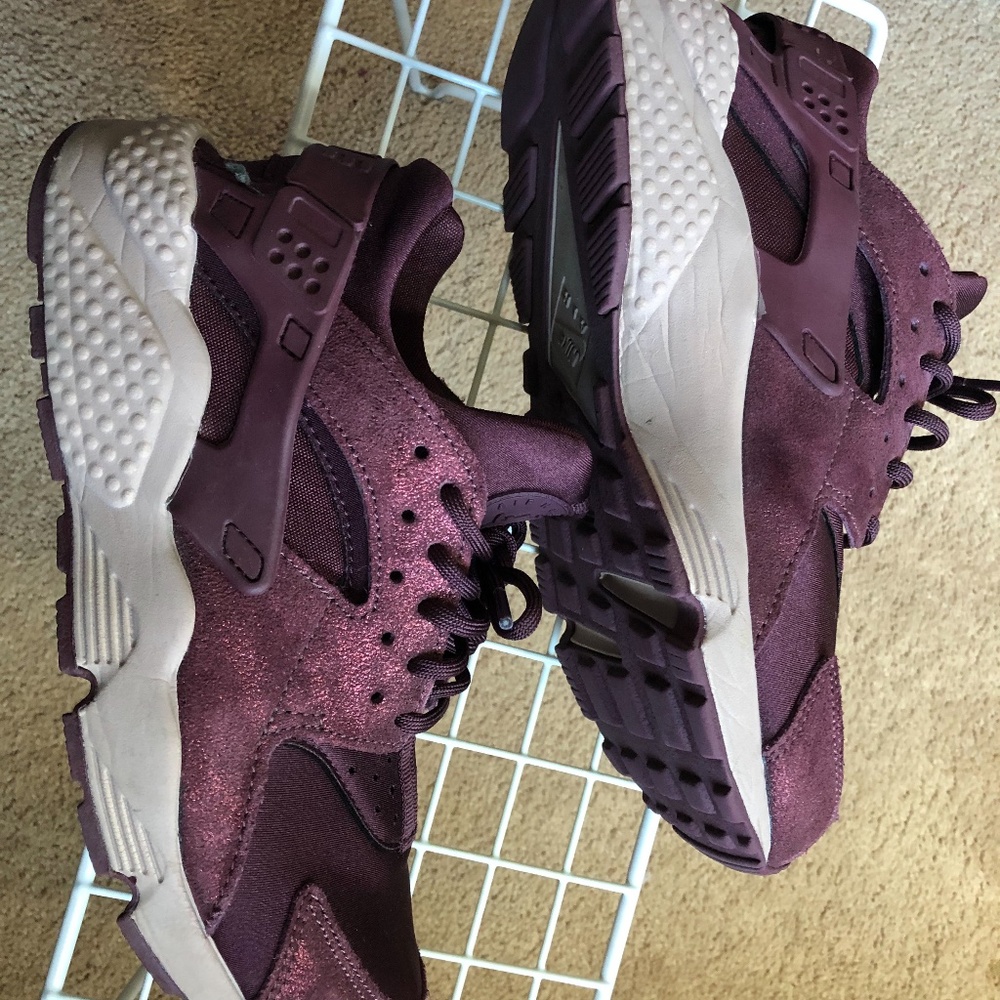 Women’s  Nike Huarache